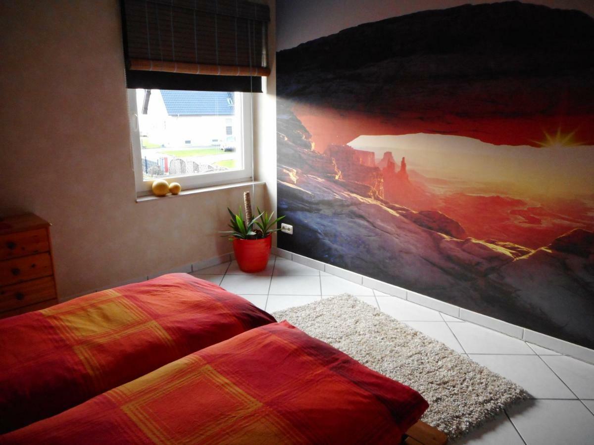 Modernes Ferienhaus Der Besonderen Art Mit Garten Lohne  Exteriör bild